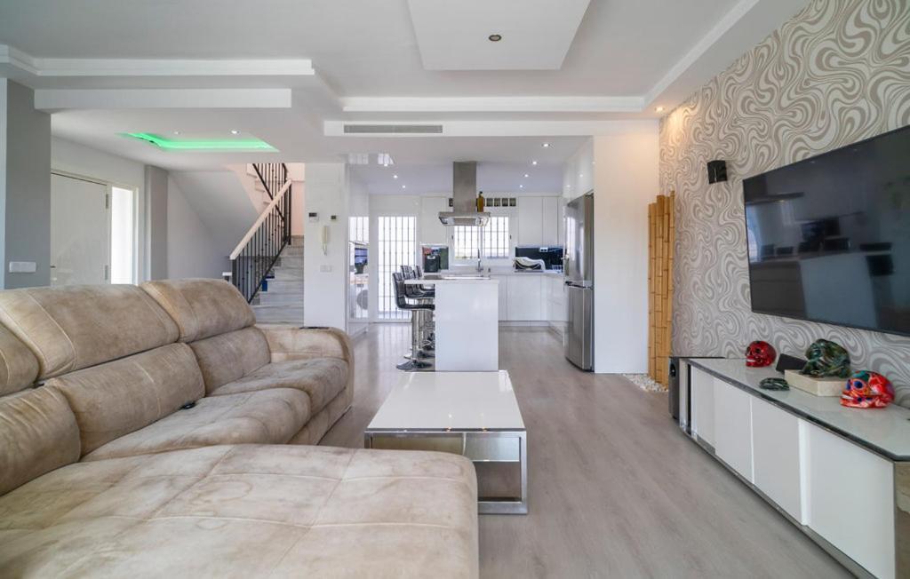 Thelifehouse * Marbella